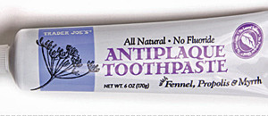 antiplaque-toothpaste-300x130.jpg