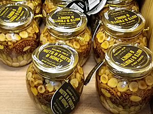 Trader Joe’s Nuts & Fruits & Honey Jar Reviews