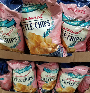 Trader Joe’s Smokey Honey Seasoned Kettle Chips Reviews