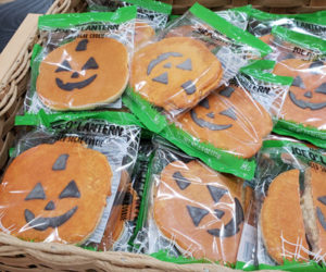 Trader Joe's Joe O'Lantern Iced Sugar Cookie