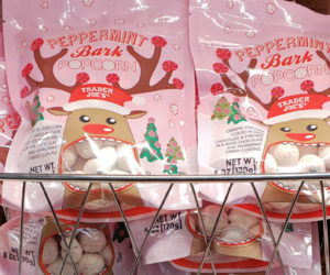 Trader Joe's Peppermint Bark Popcorn